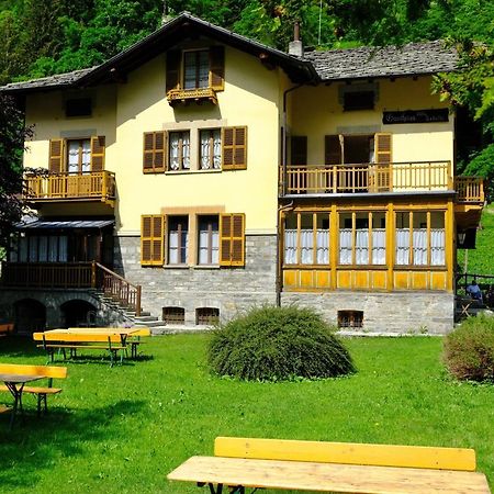 Hotel Villa Tedaldi Gressoney-Saint-Jean Exterior foto
