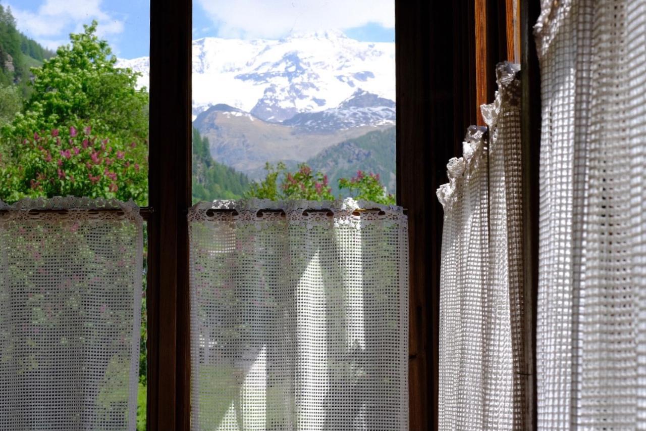 Hotel Villa Tedaldi Gressoney-Saint-Jean Exterior foto